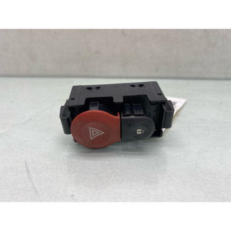 Bouton de warning SMART FORFOUR 2 Photo n°1