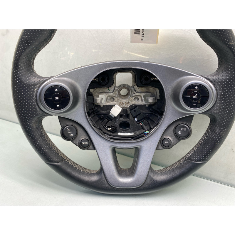 Volant SMART FORFOUR 2 Photo n°3