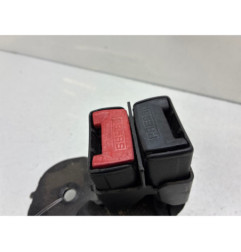 Attache ceinture arriere gauche RENAULT CLIO 2