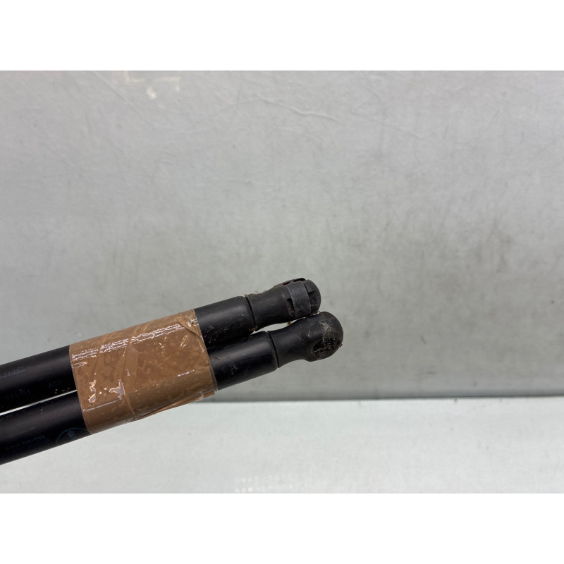 Verin de coffre OPEL ASTRA H Photo n°3