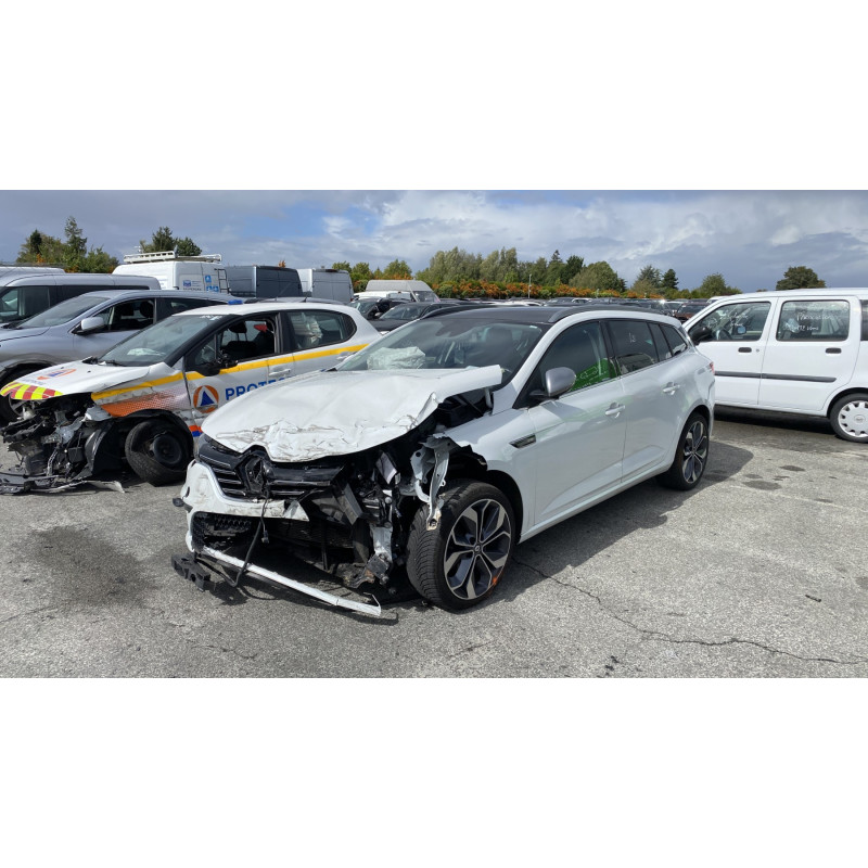Eclairage de plaque RENAULT MEGANE 4 Photo n°4