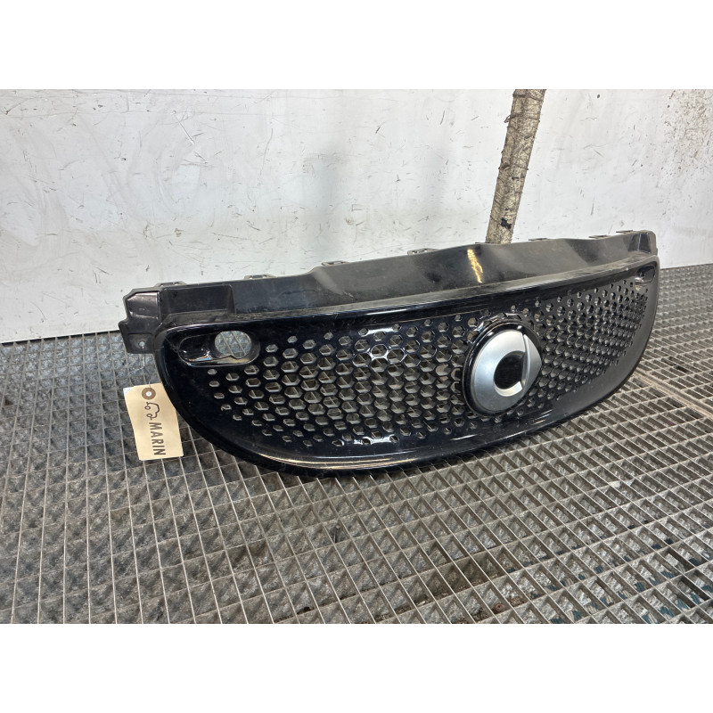 Calandre SMART FORFOUR 2 Photo n°2