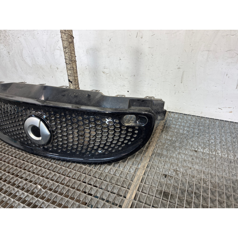 Calandre SMART FORFOUR 2 Photo n°3