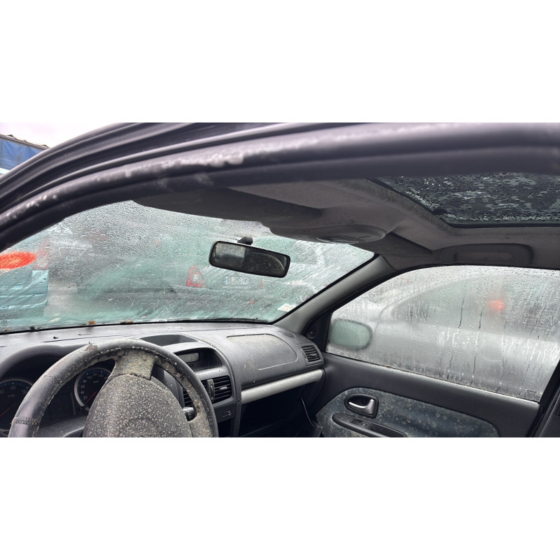Poignee porte avant gauche RENAULT CLIO 2 CAMPUS Photo n°17