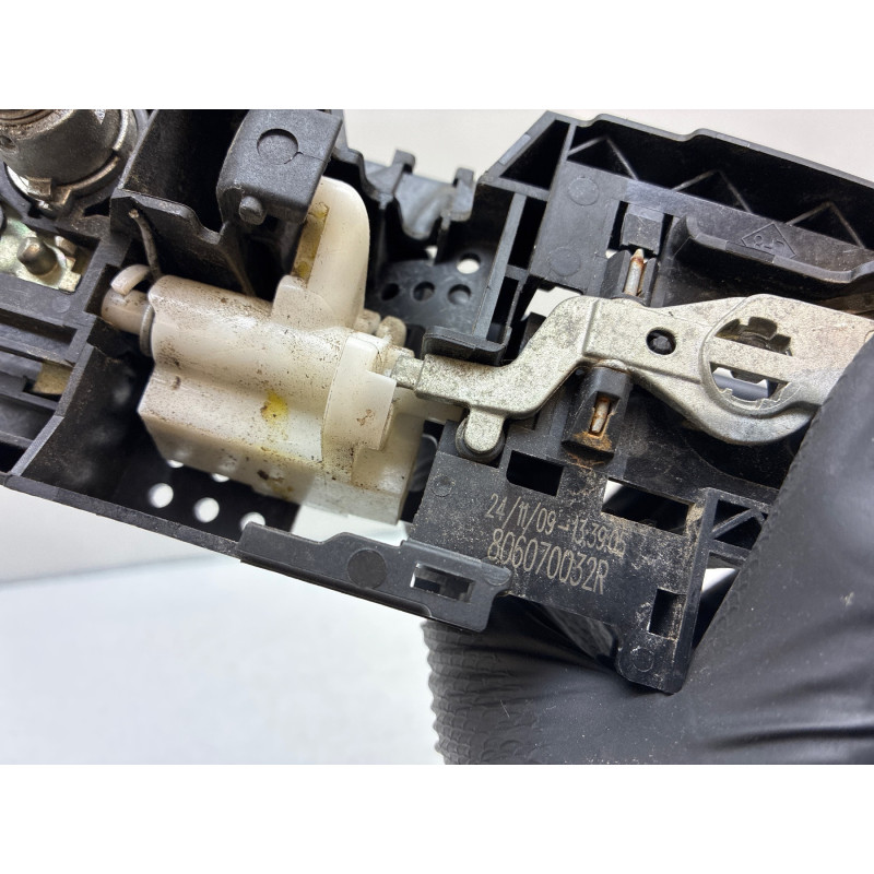 Poignee porte avant gauche RENAULT SCENIC 3 Photo n°3