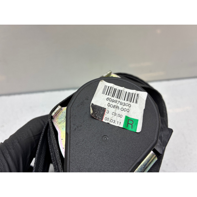 Pretensionneur de ceinture avant droit DACIA DUSTER 1 Photo n°1