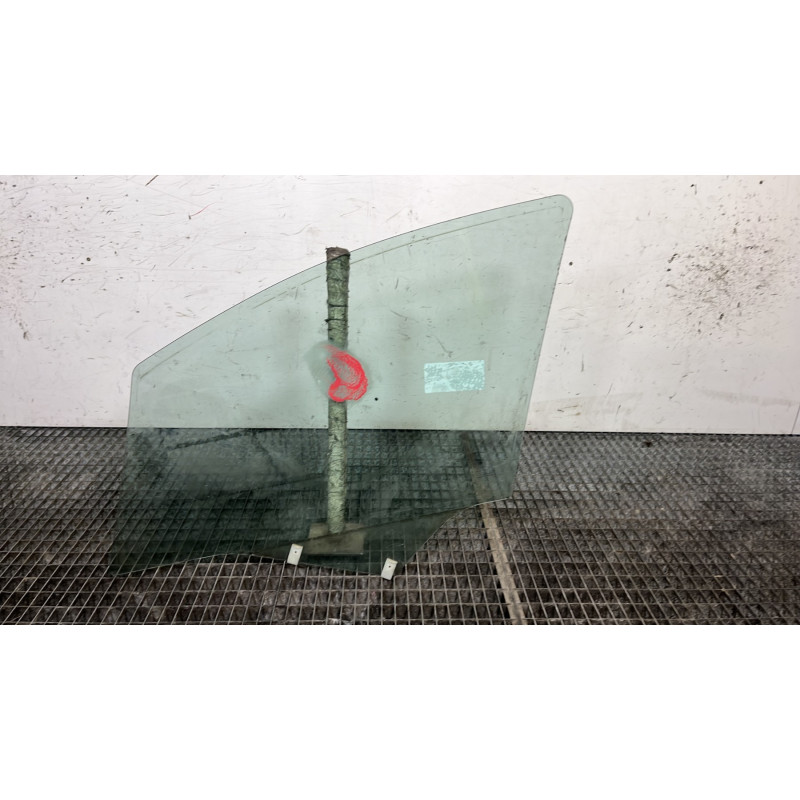 Vitre avant droit PEUGEOT 307 Photo n°4