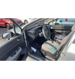 Vitre avant droit PEUGEOT 307
