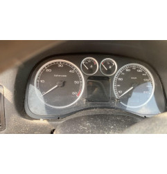 Vitre avant droit PEUGEOT 307