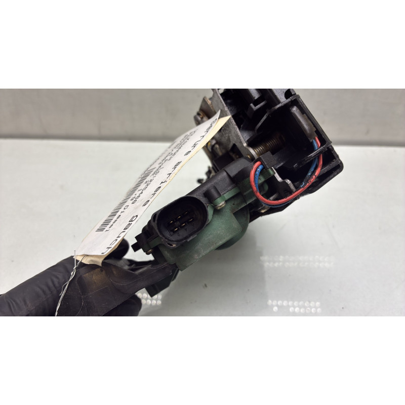 Serrure arriere gauche VOLKSWAGEN PASSAT 4 Photo n°4