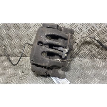Etrier avant gauche (freinage) MERCEDES VITO 639
