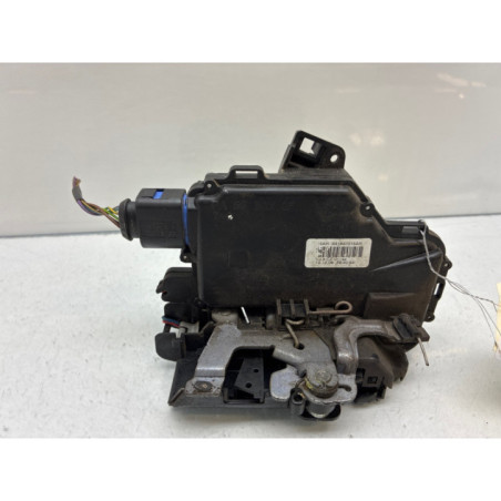 Serrure avant gauche SKODA FABIA 2