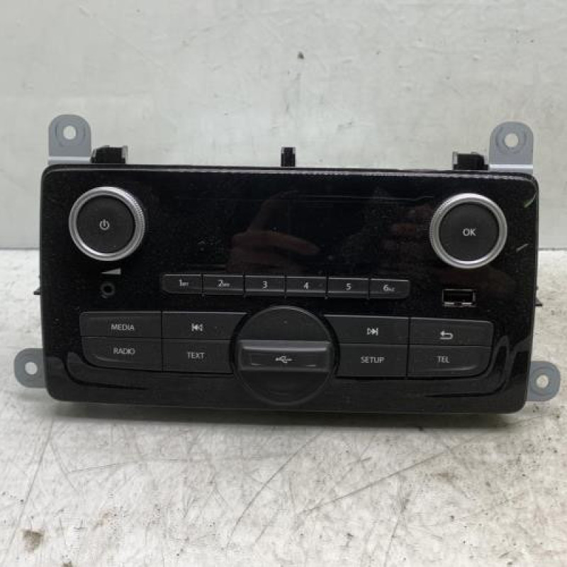 Autoradio d'origine RENAULT CLIO 4 Photo n°1
