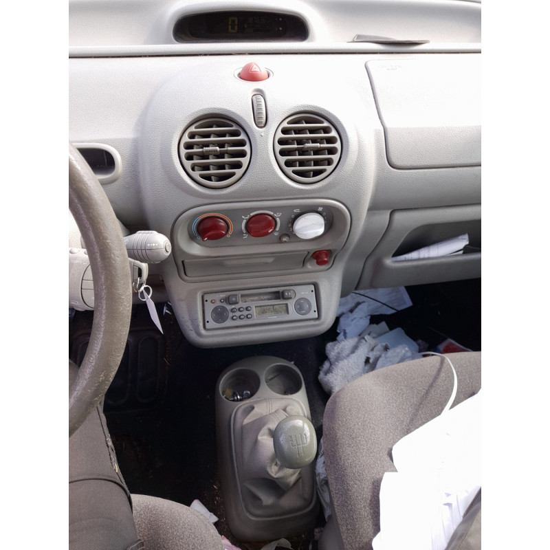Poignee porte avant gauche RENAULT TWINGO 1 Photo n°17