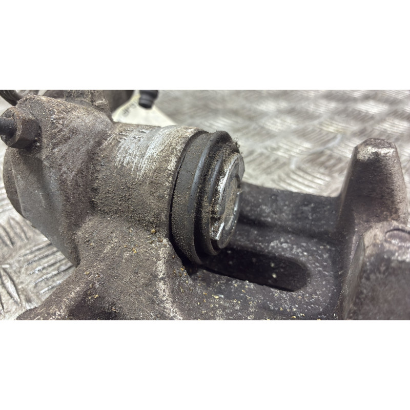 Etrier arriere droit (freinage) PEUGEOT 3008 1 Photo n°5