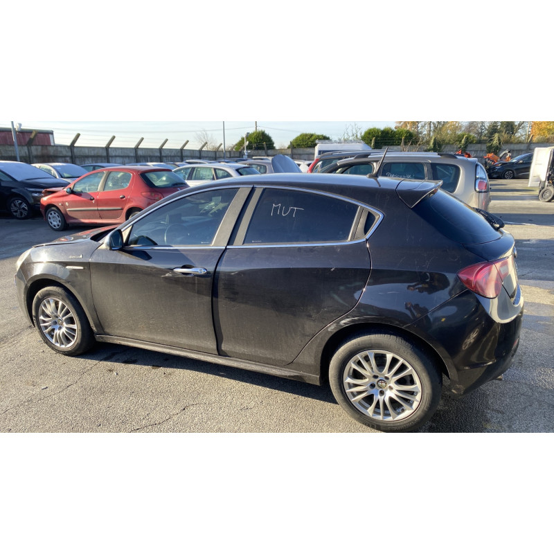 Vase de lave glace ALFA ROMEO GIULIETTA 2 Photo n°10