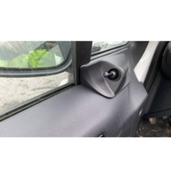 Pretensionneur de ceinture avant gauche PEUGEOT 208 1
