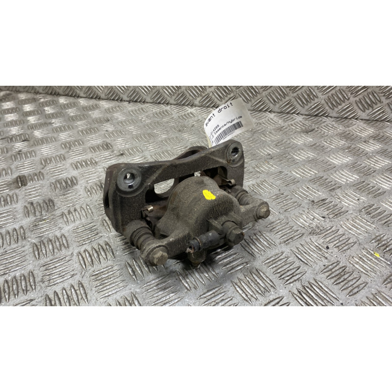 Etrier avant droit (freinage) SUZUKI BALENO 2 Photo n°2