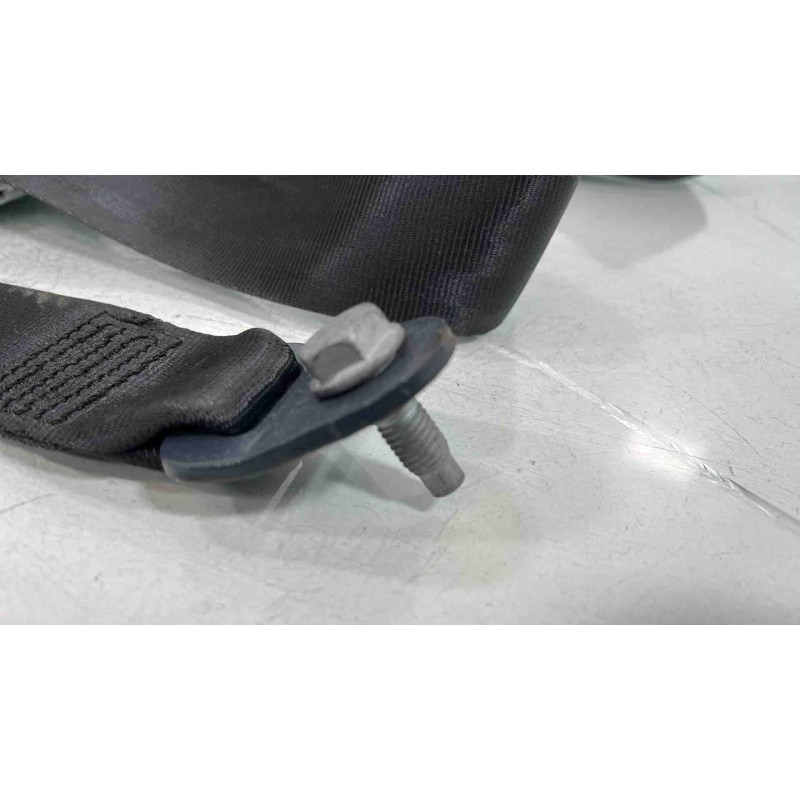 Pretensionneur de ceinture avant droit PEUGEOT 208 1 Photo n°4