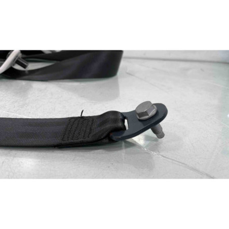 Pretensionneur de ceinture avant gauche PEUGEOT 208 1 Photo n°1