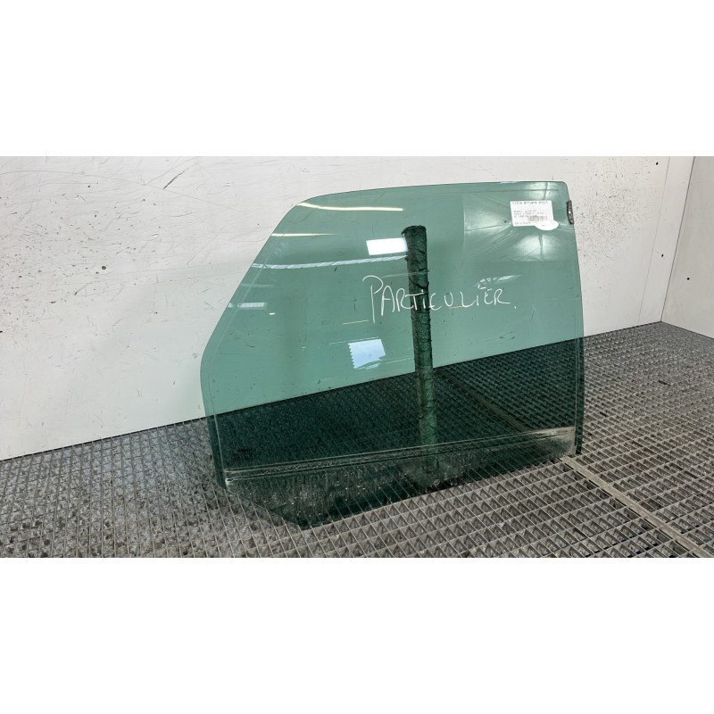Vitre arriere droit RENAULT SCENIC 1 Photo n°2