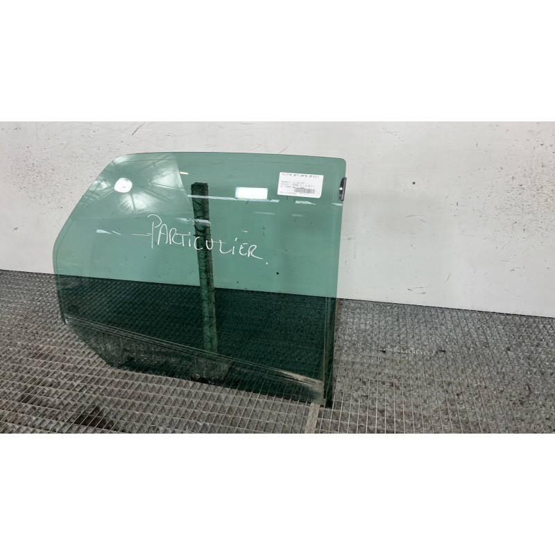Vitre arriere droit RENAULT SCENIC 1 Photo n°3
