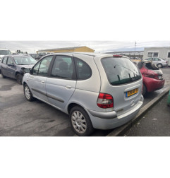 Vitre arriere droit RENAULT SCENIC 1