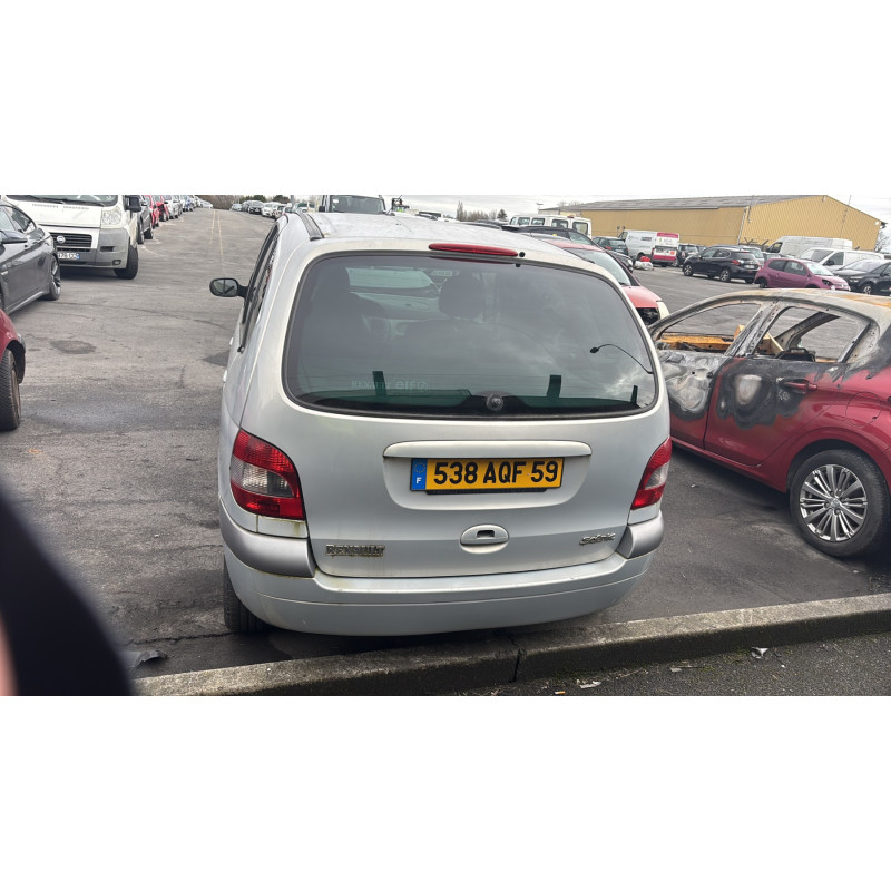 Vitre arriere droit RENAULT SCENIC 1 Photo n°9