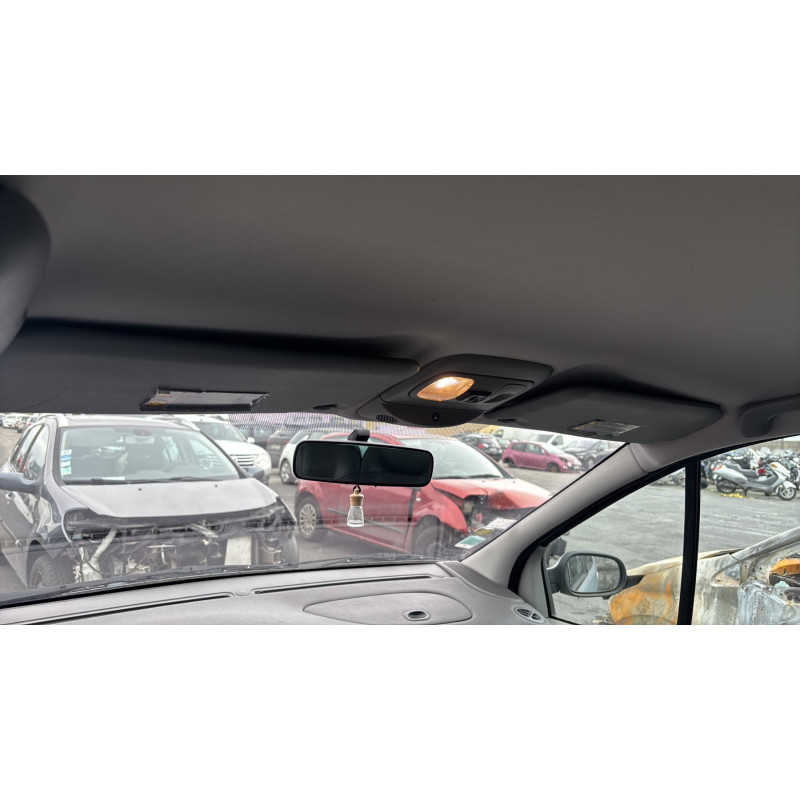 Vitre arriere droit RENAULT SCENIC 1 Photo n°17