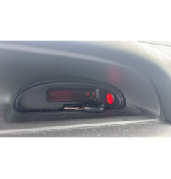 Vitre arriere droit RENAULT SCENIC 1