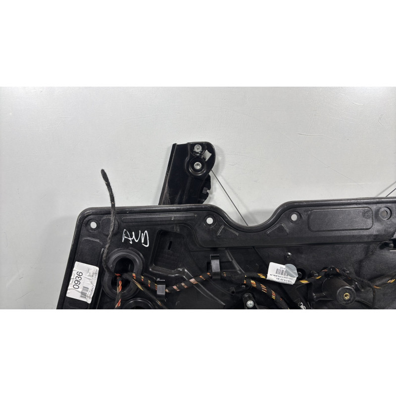 Leve vitre electrique avant droit VOLKSWAGEN GOLF 6 Photo n°2