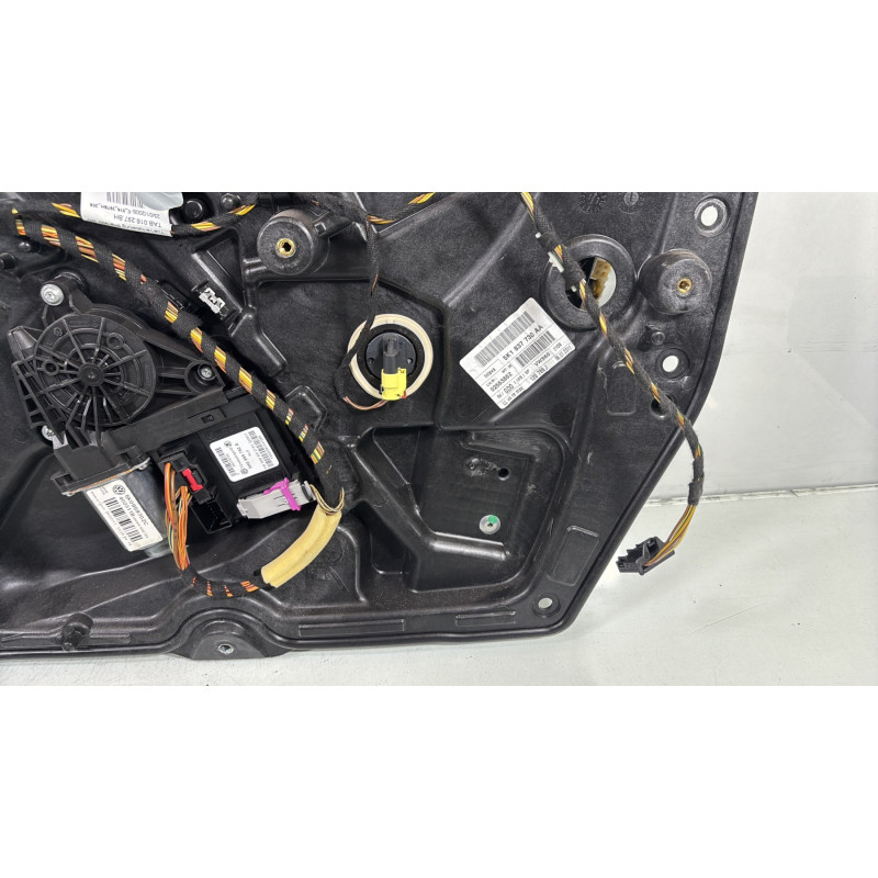 Leve vitre electrique avant droit VOLKSWAGEN GOLF 6 Photo n°4