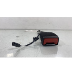 Attache ceinture avant gauche VOLKSWAGEN POLO 6