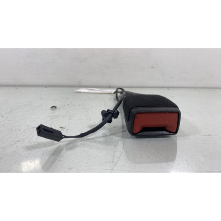 Attache ceinture avant gauche VOLKSWAGEN POLO 6 Photo n°1