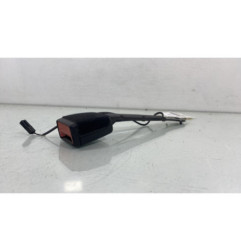 Attache ceinture avant gauche VOLKSWAGEN POLO 6