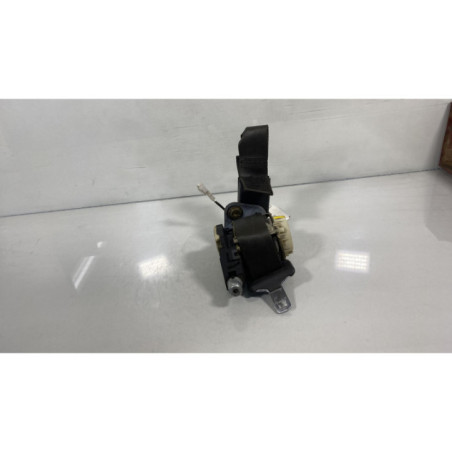 Pretensionneur de ceinture avant droit RENAULT CLIO 3