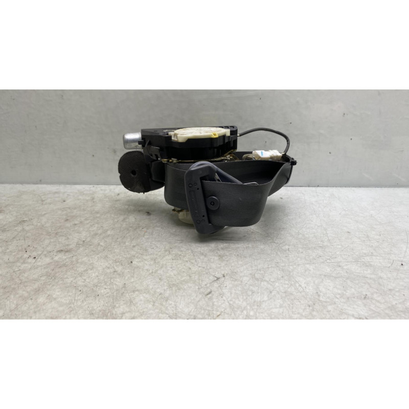 Pretensionneur de ceinture avant droit RENAULT CLIO 3 Photo n°4