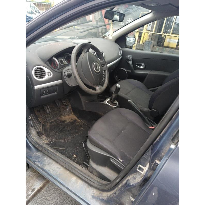 Pretensionneur de ceinture avant droit RENAULT CLIO 3 Photo n°9