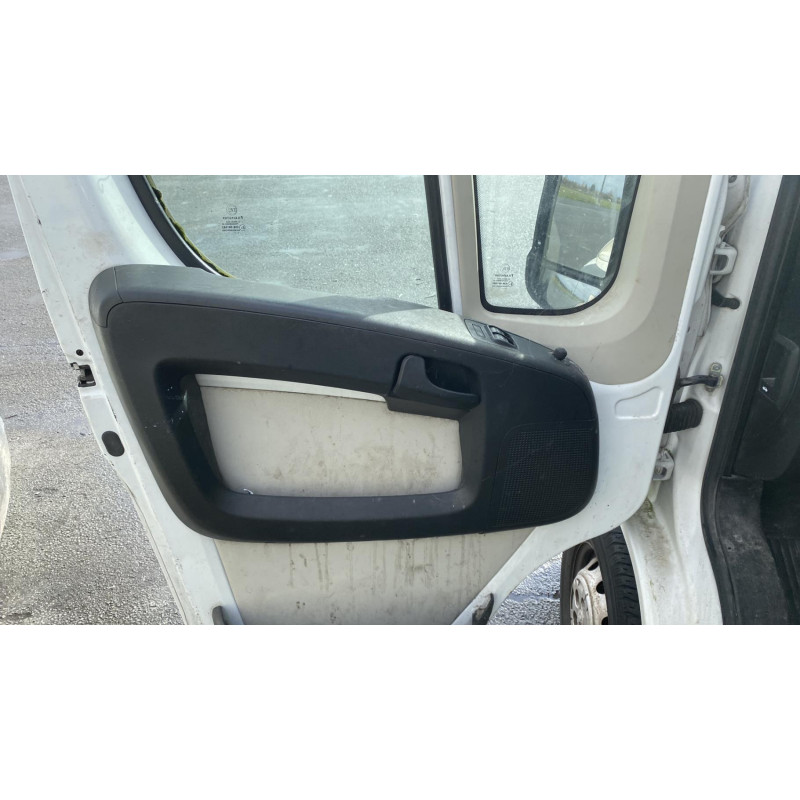 Leve vitre electrique avant gauche PEUGEOT BOXER 3 Photo n°13