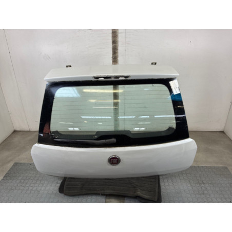 Malle/Hayon arriere FIAT GRANDE PUNTO