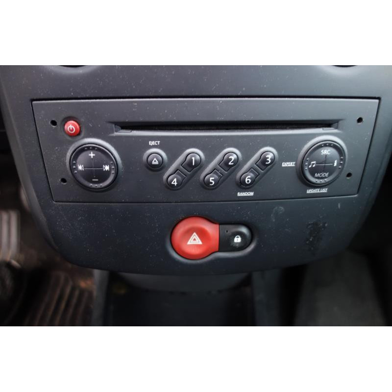 Pretensionneur de ceinture avant droit RENAULT CLIO 3 Photo n°11