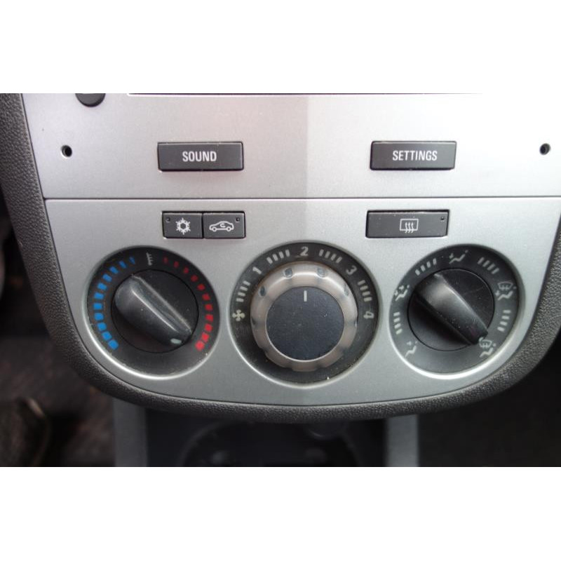Retroviseur droit OPEL CORSA D Photo n°9