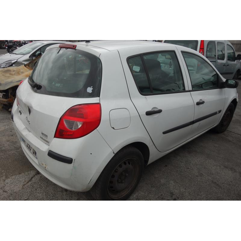 Pretensionneur de ceinture avant gauche RENAULT CLIO 3 Photo n°6