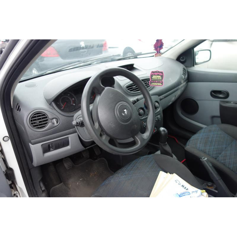 Pretensionneur de ceinture avant gauche RENAULT CLIO 3 Photo n°8