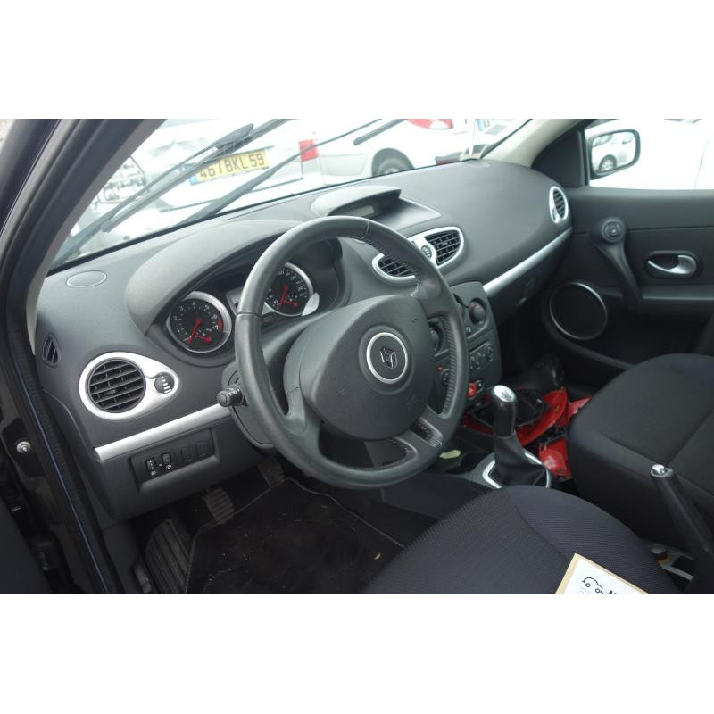 Pretensionneur de ceinture avant droit RENAULT CLIO 3 Photo n°9