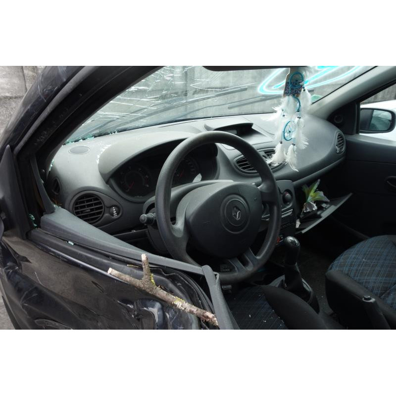 Pretensionneur de ceinture avant droit RENAULT CLIO 3 Photo n°8