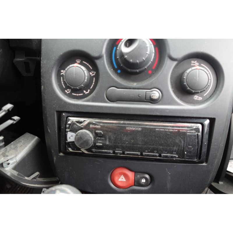 Pretensionneur de ceinture avant droit RENAULT CLIO 3 Photo n°10
