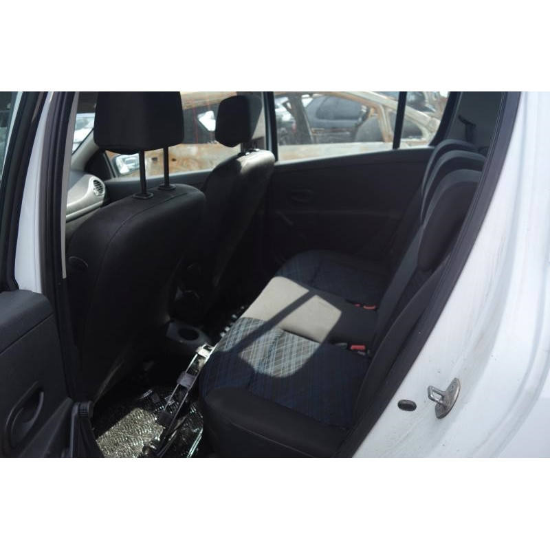 Pretensionneur de ceinture avant gauche RENAULT CLIO 3 Photo n°14