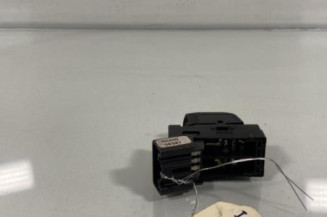 Interrupteur de leve vitre avant droit SUZUKI SWIFT 3