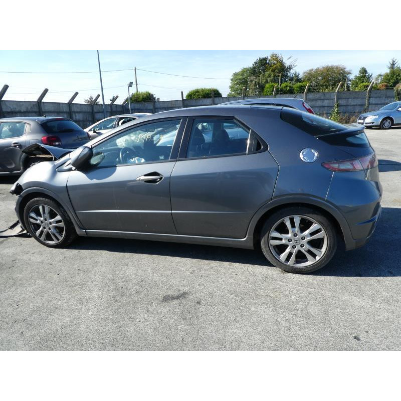 Etrier avant droit (freinage) HONDA CIVIC 8 Photo n°14
